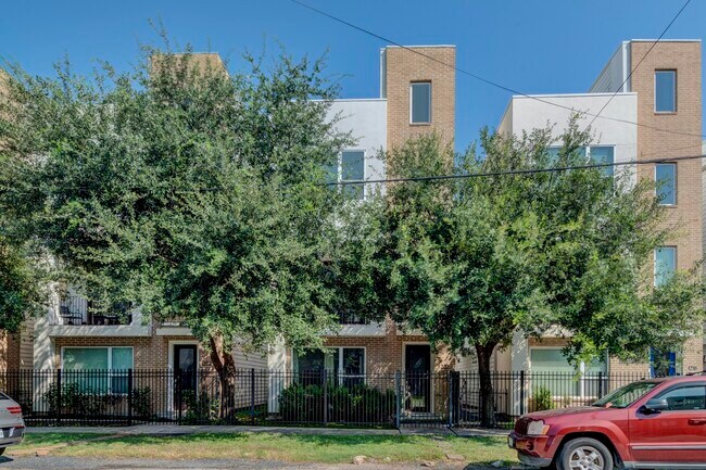 Photo - 1220 Summer St