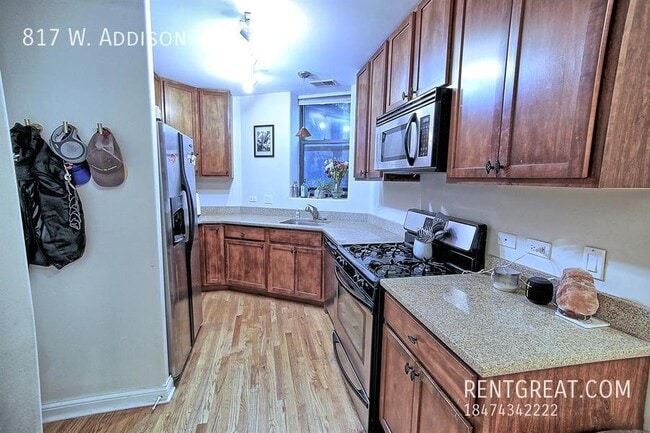 Photo - 817 W Addison St Unidad 2R