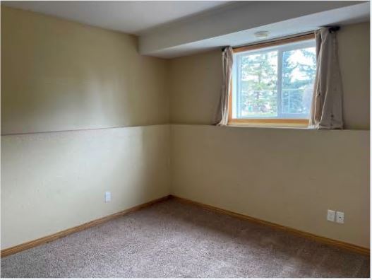 Photo - Shannon Drive - 2 bed 1 bath Unit B