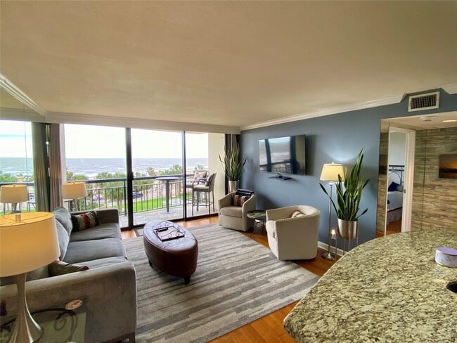 Photo - 5220 Seawall Blvd Unit 634