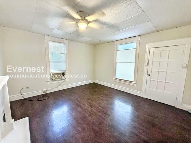 Photo - 921 53rd St N