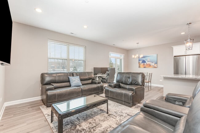 Photo - 253 Masters Dr