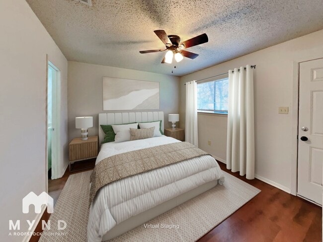 Photo - 1303 Berry Dr