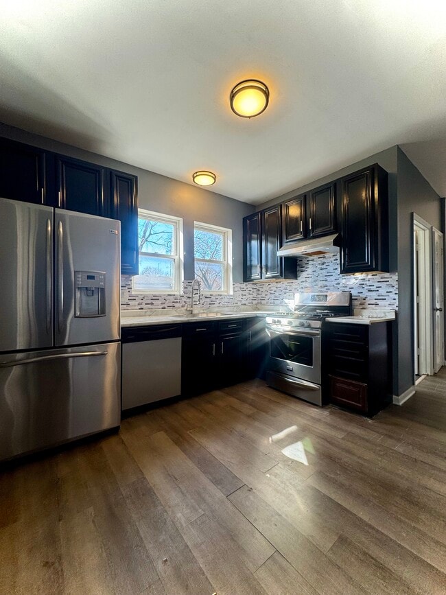 Photo - 8955 S Union Ave