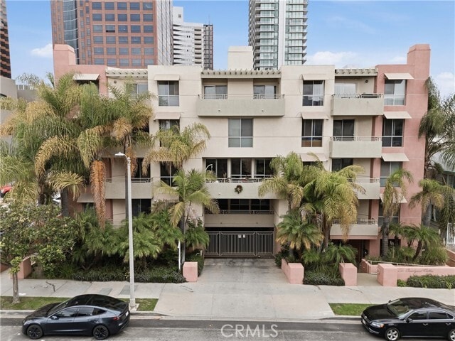 Building Photo - 1222 S Westgate Ave Unit 103