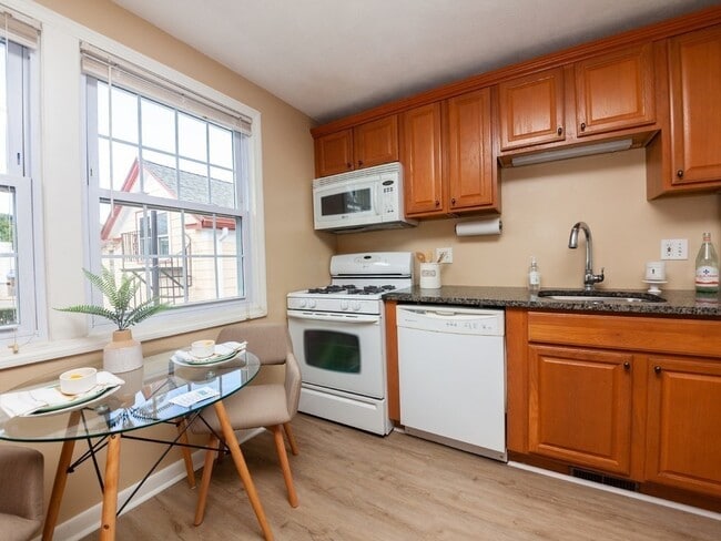 Photo - 7 Montvale St Unit 7 Montvale