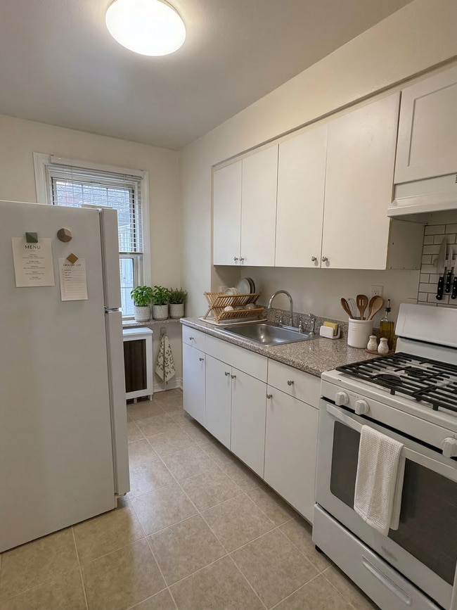 Photo - Jericho Manor Apartments