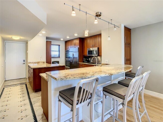 18304 Gulf Blvd Unit 516