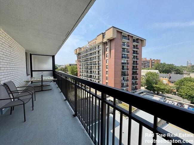 Photo - 60 Longwood Ave Unit U605 1-bed LongWood