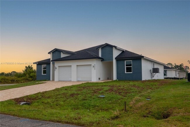 Building Photo - 8450 Dinnano St Unit 8450 Rental