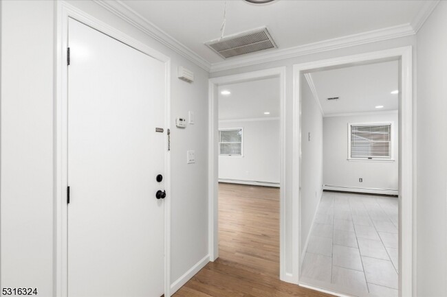 Photo - 4 Coppola St