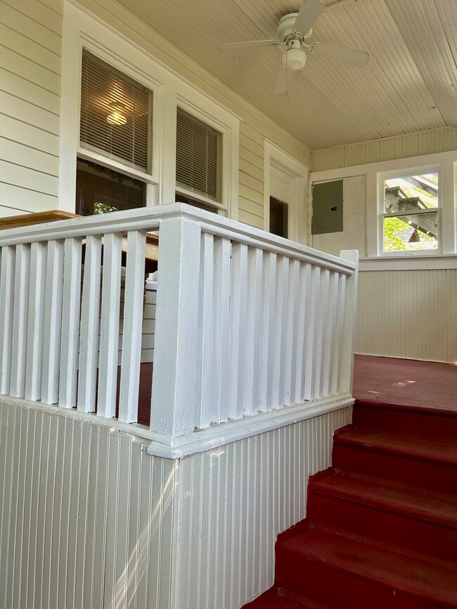 Photo - 421 Park Dr Unit 2