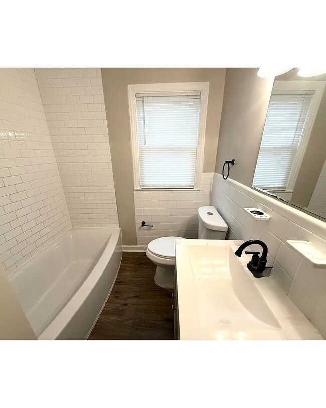 Photo - 4 Bedroom on Detroit's West Side!