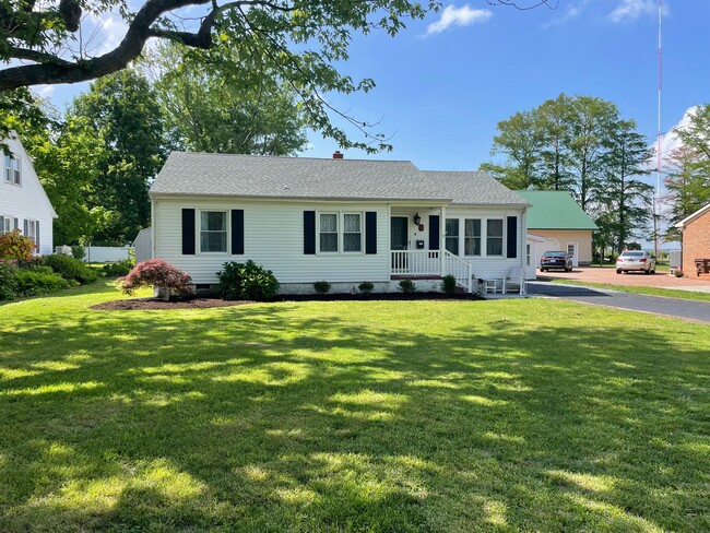 Building Photo - 3 Talbot Ave