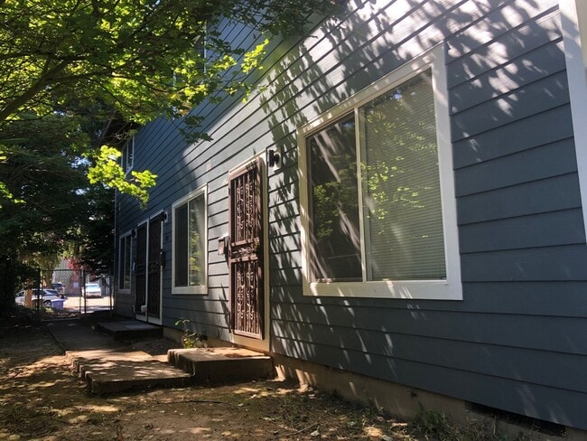 Photo - becju03 Unit 1920