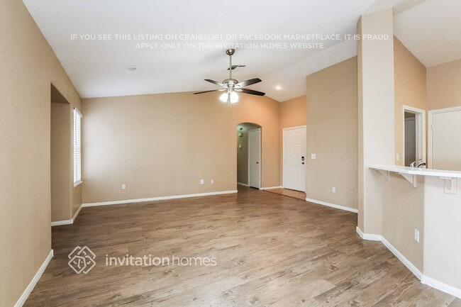 Photo - 115 Quailbush Dr