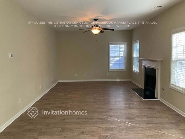 Photo - 2660 Freemont St