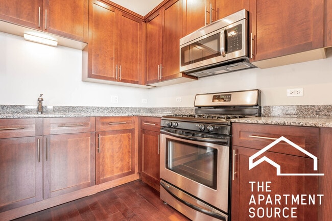 Photo - 1464 S MICHIGAN Ave