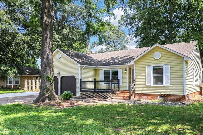 Photo - 2129 Agecroft Rd