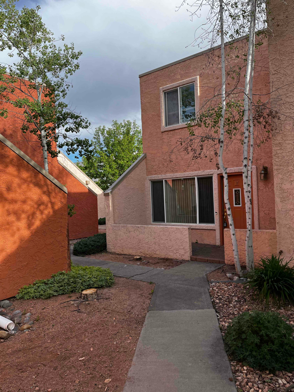 Photo - 950 Northern Way Condo Unit 17