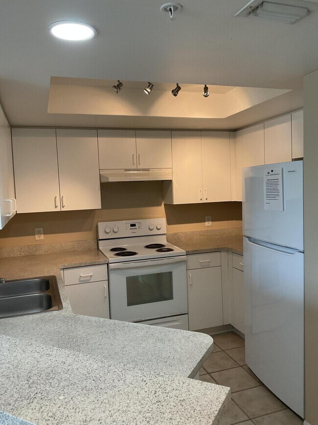 Photo - 4159 N Haverhill Rd Unit 1321