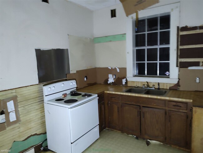 Photo - 3 br, 1 bath House - 732 Thomas Street