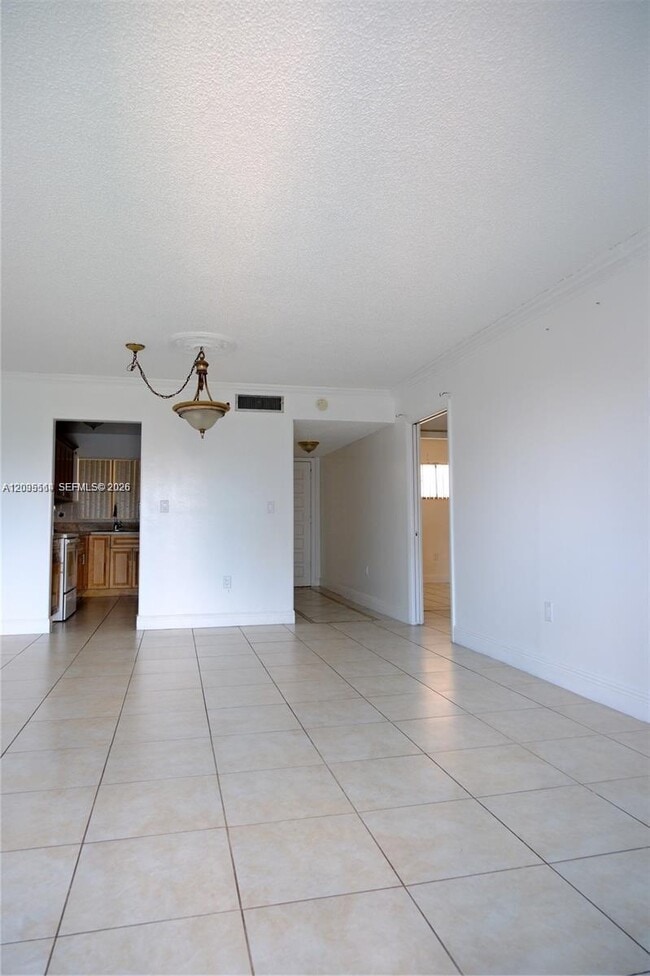 Photo - 650 NE 149th St Unit 505F