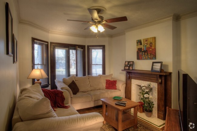 Interior Photo - Fairfield Avenue Flats Rental