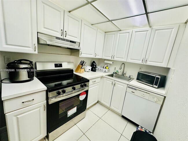 Photo - 17530 NW 68th Ave Unit C4012