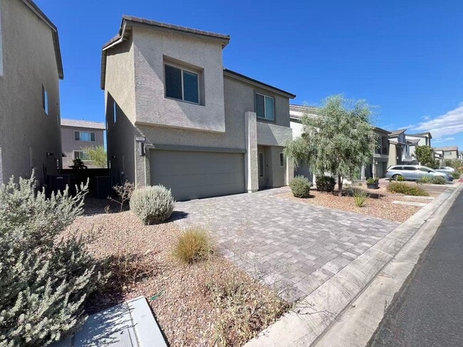 Photo - Beautiful 3-story home with 4 bedrooms and 3.5 bathrooms