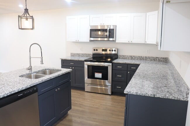 Electrodomésticos nuevos - 5909 Grayson St