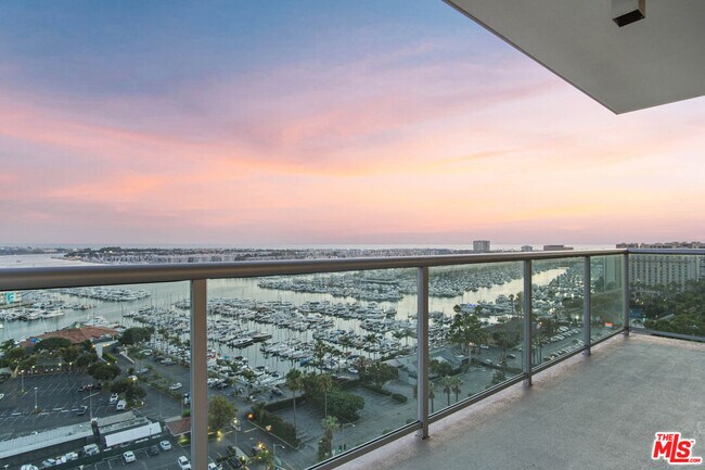 Photo - 13700 Marina Pointe Dr Unit 1801