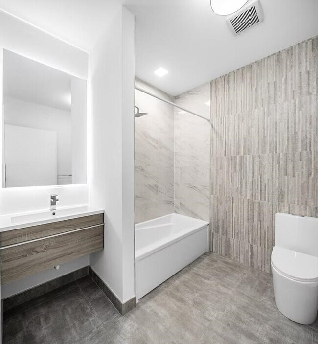 148-150 70th St Unit 202