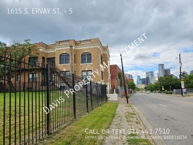 Photo - 1615 S Ervay St