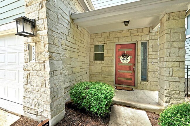 Photo - 2306 Capulet St