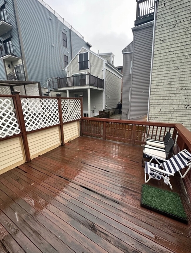 Photo - 227 Bolton St Unit 2