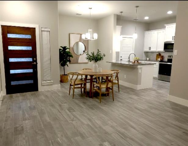 Photo - 813 Eaglescliffe Lndg