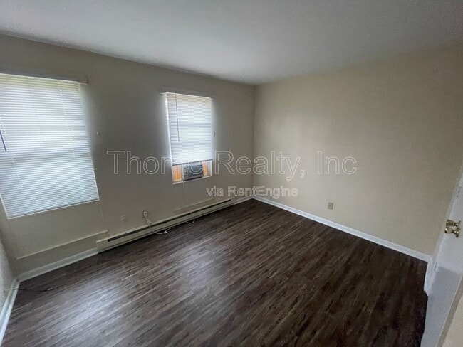 Photo - 400 E Northern Blvd Unit 30