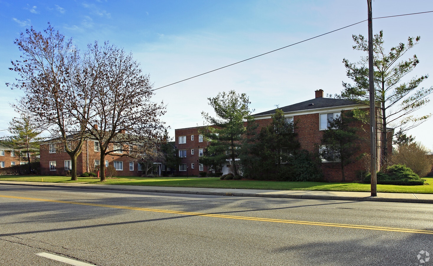 Jackson Manor - Jackson Manor Apartments