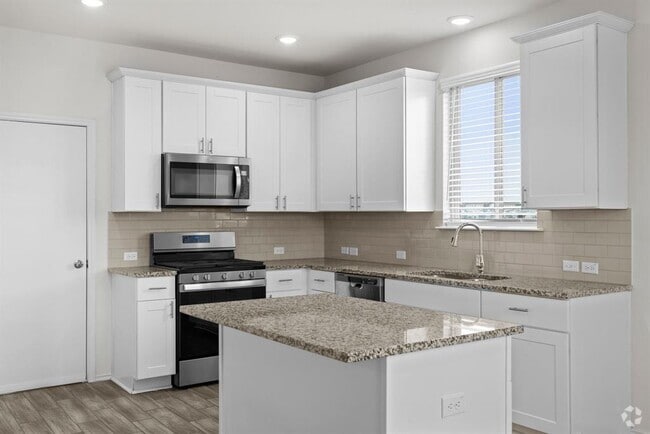 Building Photo - 10202 Buckskin Horse Wy Rental