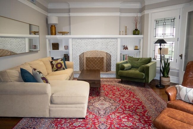 Photo - 2 bedroom in Chicago IL 60613 Unit 3W