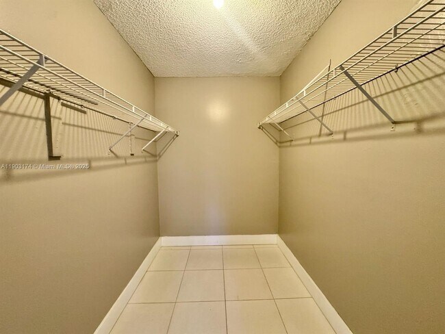 Photo - 3556 NW 114th Terrace Unit 3556