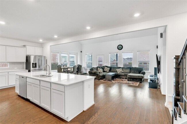 Photo - 133 Lenera Dr