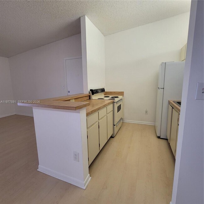 Photo - 9379 S Belfort Cir Unit 216