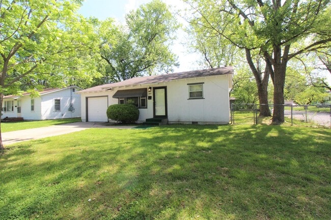 Photo - 507 Geneva St