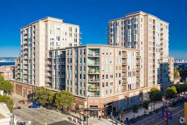 Photo - The Towers at Embarcadero