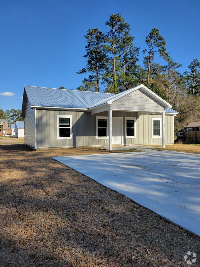 Building Photo - 610 Anderson St Rental