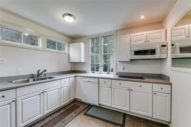 Photo - 2901 Amherst Ave