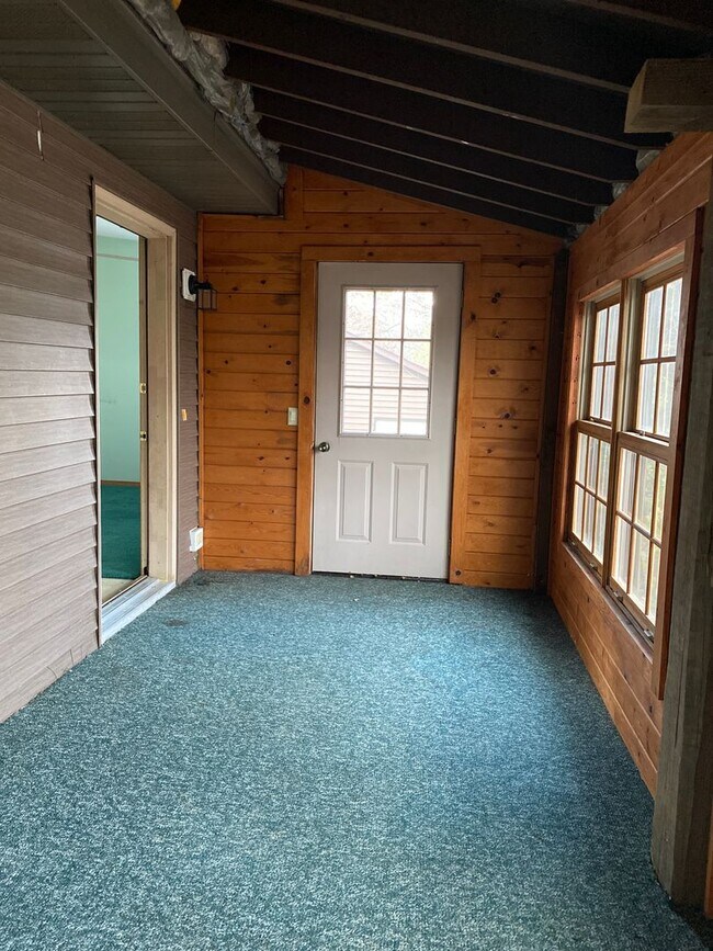 Photo - 1223-1225 Elgin Ave. Unit 1225