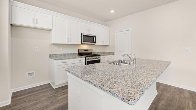 Photo - 4 Bedroom 2.5 Bath in Grovetown